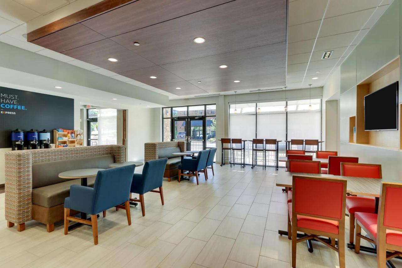 Holiday Inn Express & Suites - Winston - Salem Sw - Clemmons By Ihg מראה חיצוני תמונה