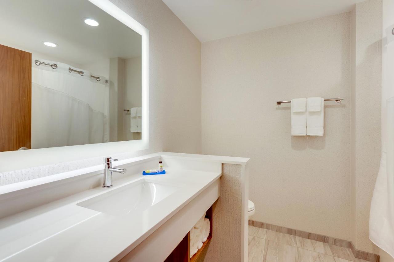 Holiday Inn Express & Suites - Winston - Salem Sw - Clemmons By Ihg מראה חיצוני תמונה